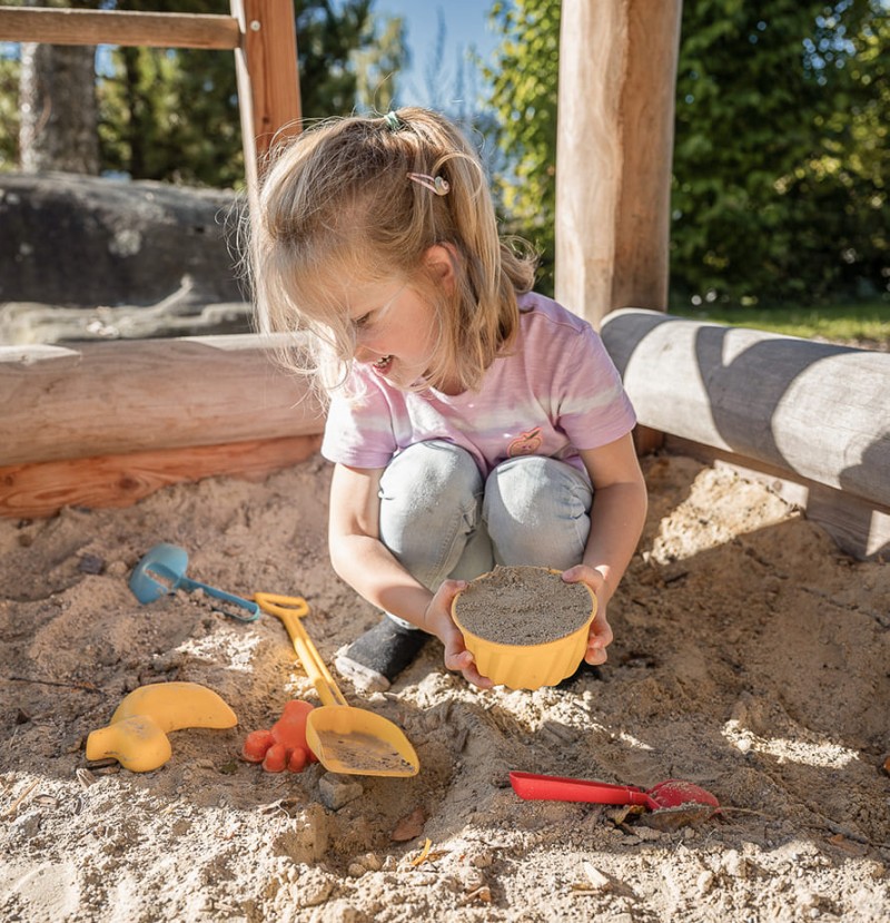 Spielen am Spielplatz beim Familienurlaub am Feichtlhof
