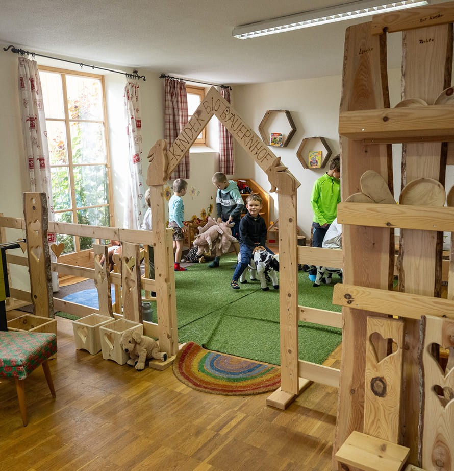 Indoor-Spielbereich f&uuml;r die ganze Familie am Feichtlhof
