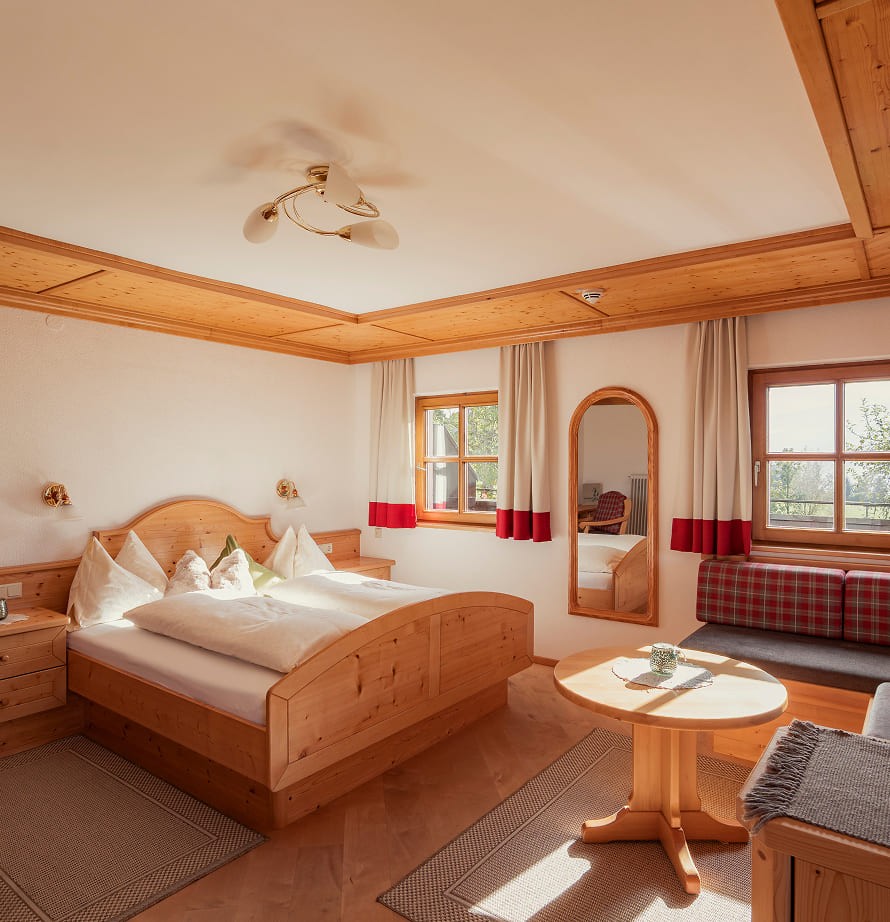 Gem&uuml;tliches Doppelzimmer im Bio-Bauernhof Feichtlhof