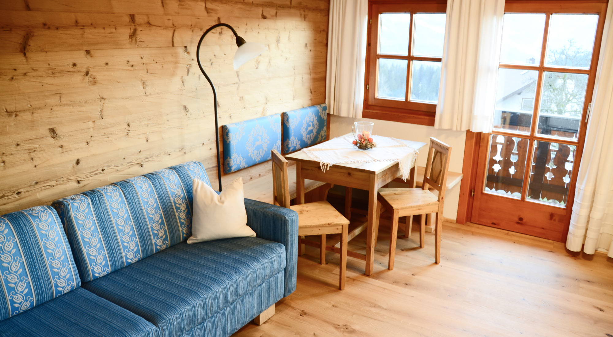 Schlafzimmer im Ferienappartement am Bio Bauernhof Feichtlhof in Ramsau am Dachstein